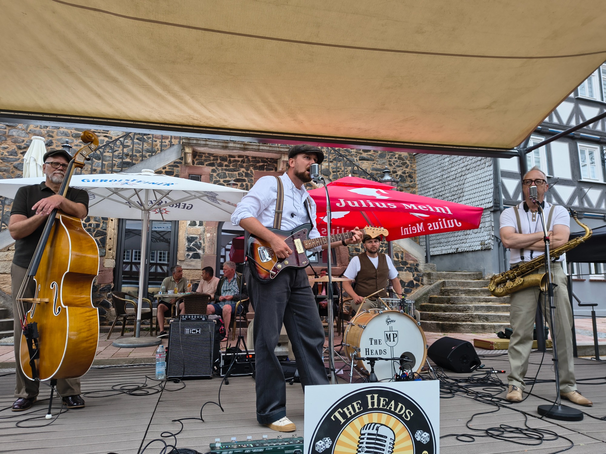 Nachtmarkt „Rock´n Roll“ mit „The Heads“ war sehr gut besucht